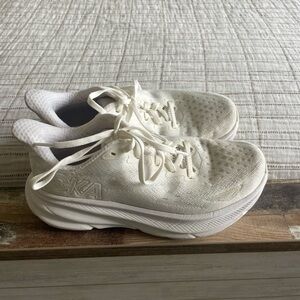 Hoka Women's Clifton 9 Cream Athletic Sneakers